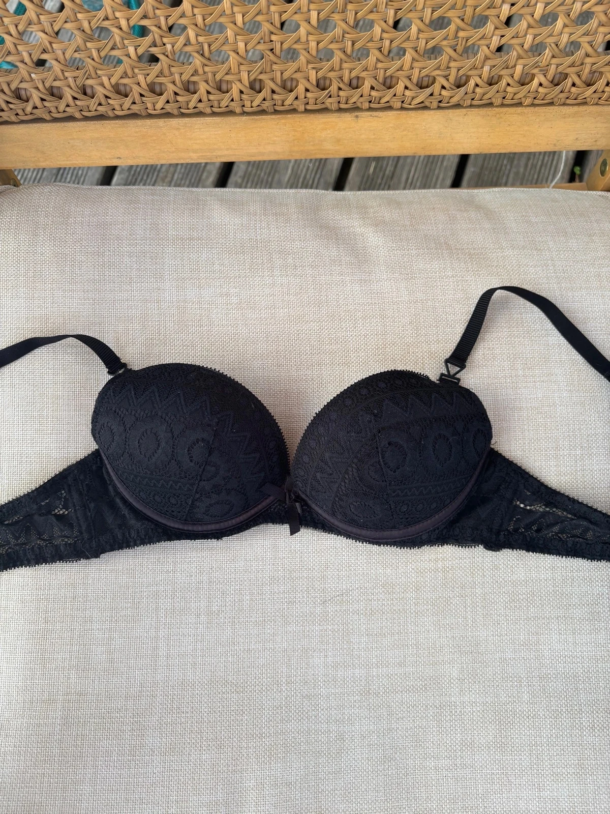 soutien gorge noir 85A undiz